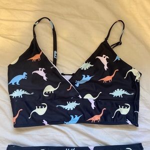 Dinosaur bathing suit. Xl only worn once.